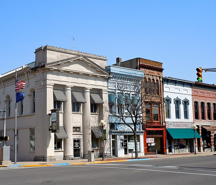 Plymouth, Indiana downtown area where Inguard provides car insurance.